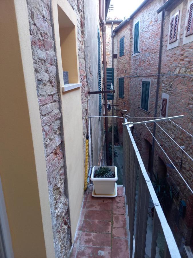 La Casa Della Luna Apartment Terricciola Exterior photo